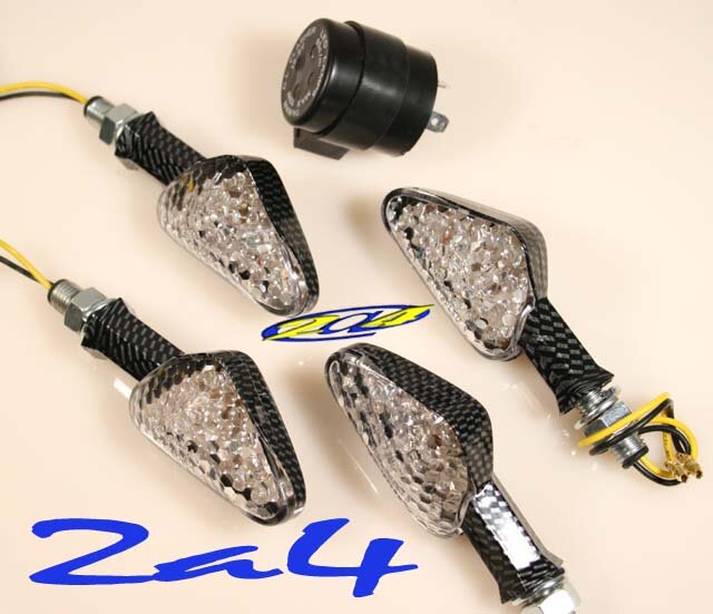 Pack 4 Clignotants adaptables � LED E113 Carbone � Centrale 2A4